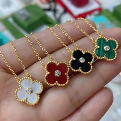 New Titanium Steel Four-Leaf Clover Necklace Female Light Luxury Niche High Version Lucky Grass Collarbone Chain Pendant