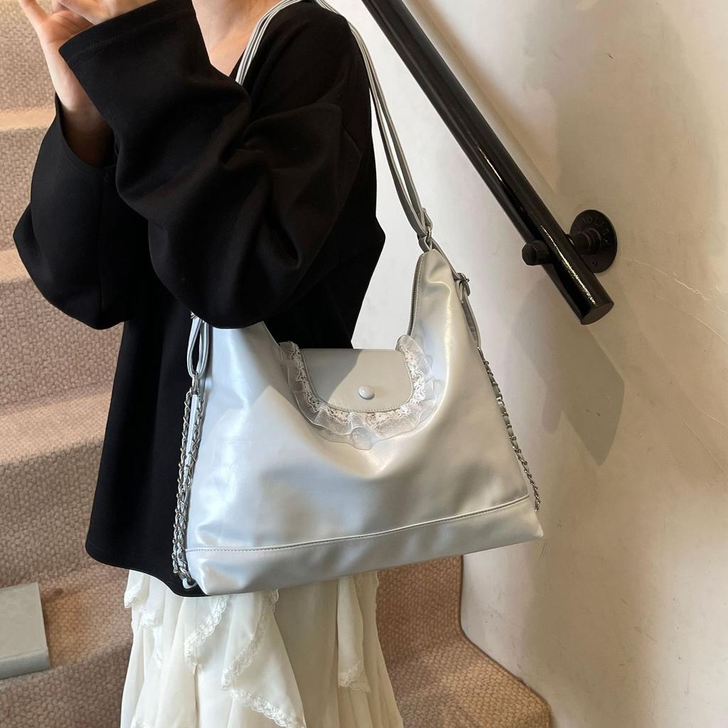 Large Capacity Women's Bag New Casual Versatile Fashion Handbag Commuter Backpack