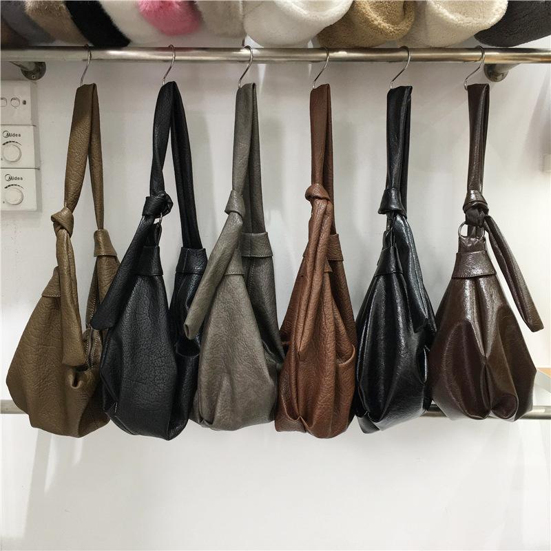Korean Large-Capacity Retro Soft Leather Pleated Dumpling Shoulder Crossbody Bag - Casual & Versatile