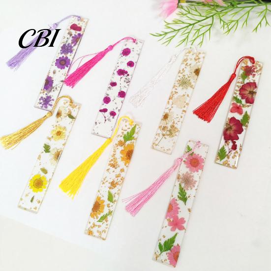 Unique Gift for Friends Dried Flower Resin Bookmarks with Tassels, Double-Sided Magnetic Durable Page Markers Book Lovers Friends, Pretty and Increase