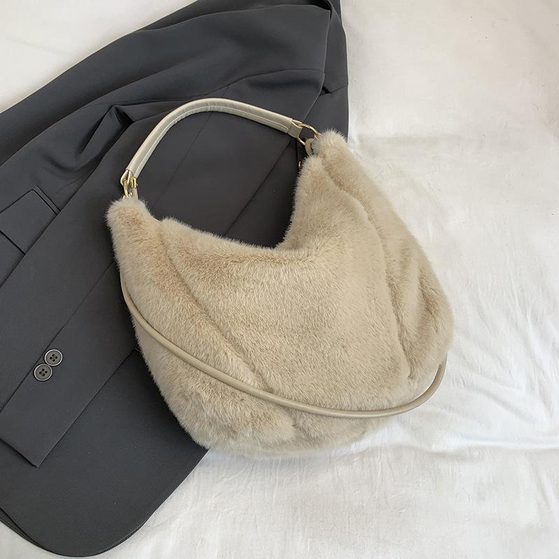 New plush bucket tote bag women's 2025 fashion foreign high-end shoulder bag niche trend casual women's bag