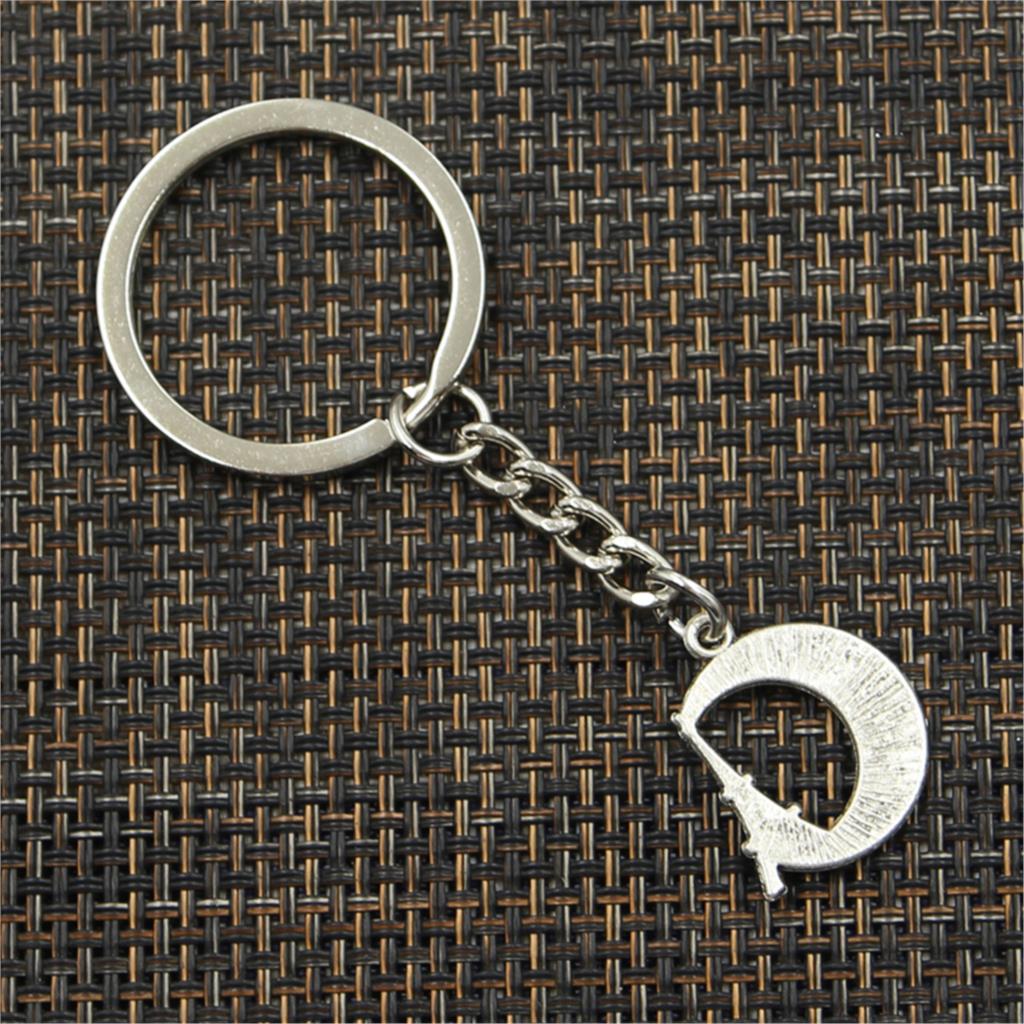 Fashion Keychain 22x19mm Eiffel Tower Paris Moon Pendants DIY Men Jewelry Car Key Chain Ring Holder Souvenir For Gift