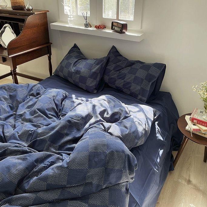 Ins Pink Strawberry Bedding Set Simple Flower Printed Bed Linen Flat Sheet Adult Kids Princess Girl Duvet Cover Set All Seasons