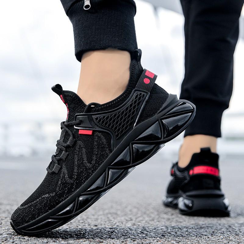 Spring and autumn fly-woven low-top sneakers running shoes breathable comfortable soft-soled shoes casual coconut men's shoes