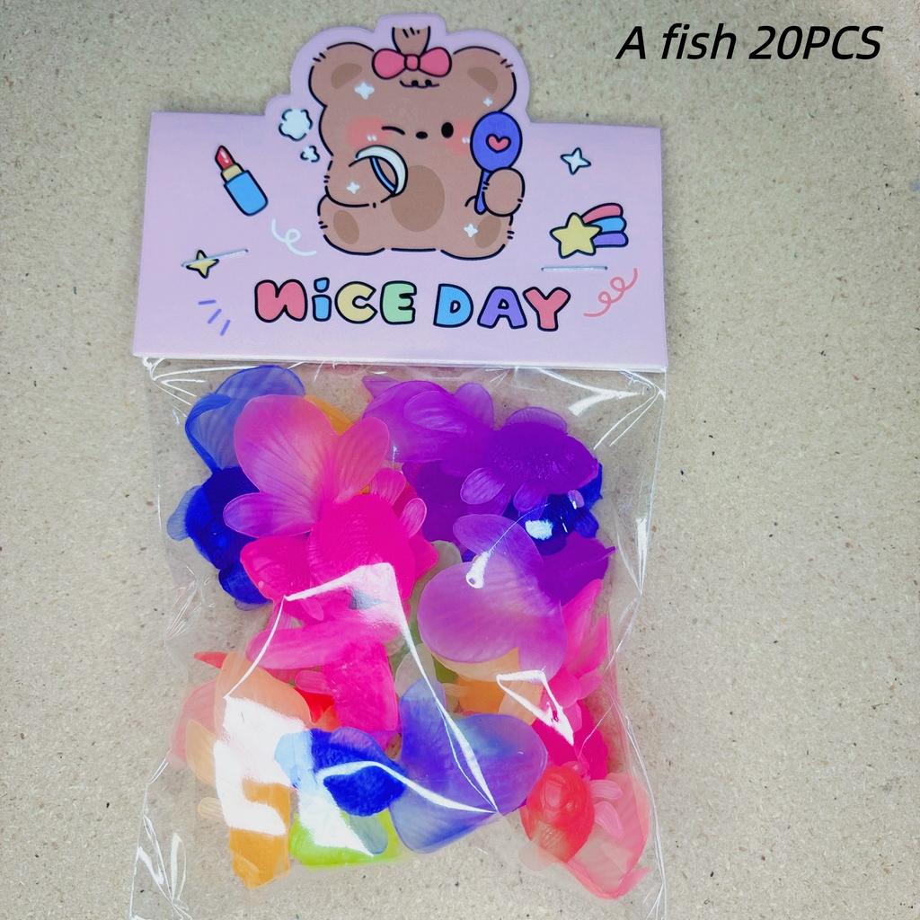 10db/készlet Gyerek puha gumi aranyhal baba fürdőjátékok gyerekeknek szimuláció mini aranyhal vízi totyogó vidám strand ajándékok