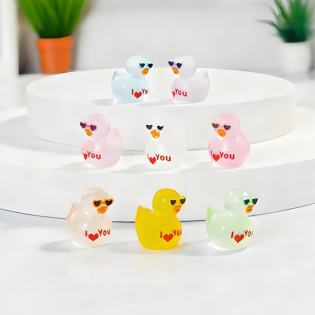 10/20Pcs Glow In Dark Resin Duck Figurines With Heart Sunglasses Valentine Gift I Love You Decor For Fairy Garden