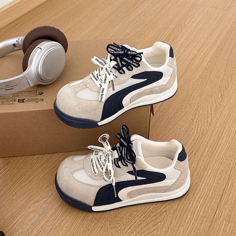 Mesh Women's Shoes Retro Lightweight Soft Sole Showing Feet Small Early Autumn Sports Shoes Pair of Shoelaces Thick Sole Breathable