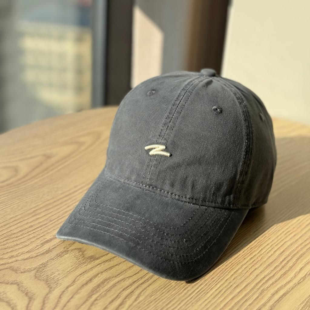 Trendy casual soft-top wide-brim baseball cap, sun-protective, for women