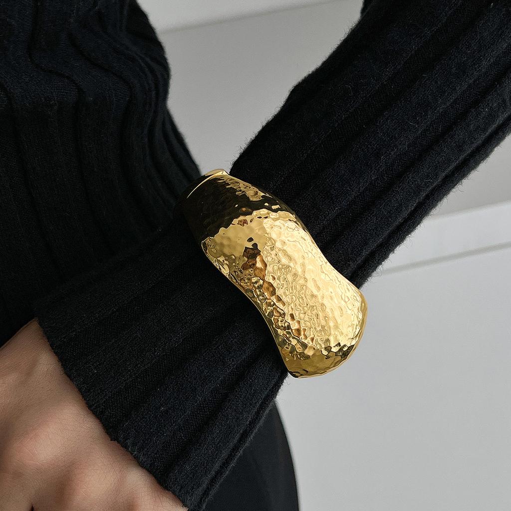 Exaggerated Vintage Geometric Irregular Cuff Wide Bangles For Women Punk Gold copper Color Spring Bracelet Jewelry Gifts