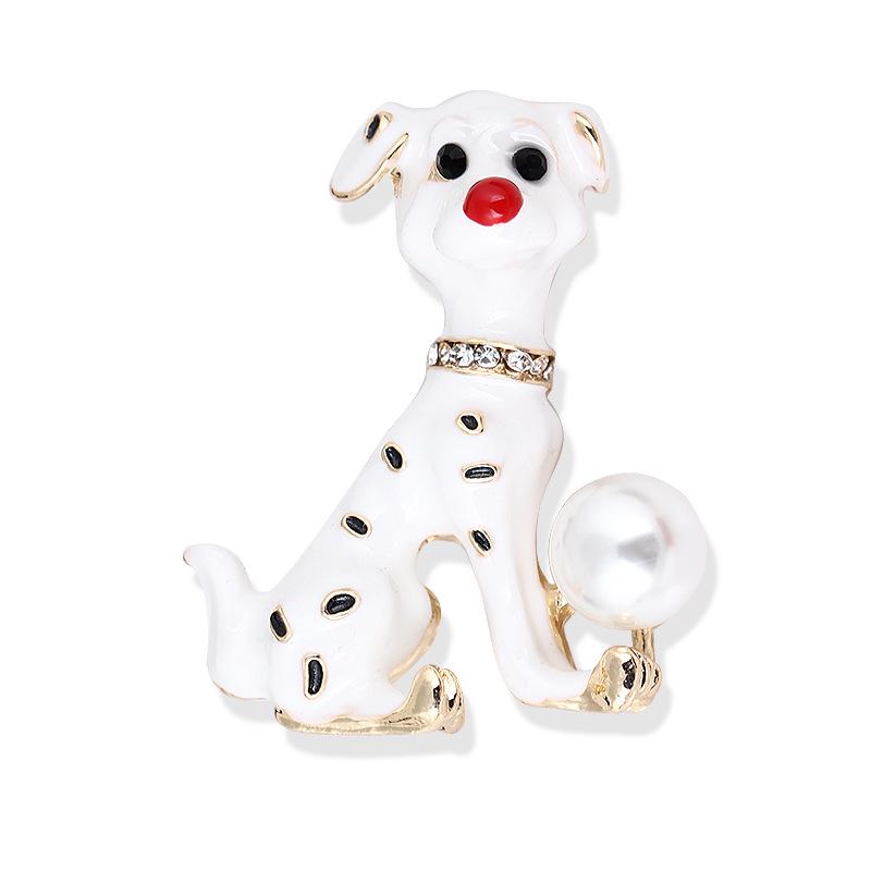 Cute Puppy Brooch Female Pearl Corsage Spotted Dog Year Budding Pet Scarf Pin Buckle The Year of The Zodiac Badge Long-Lasting Color Exquisite Brooch