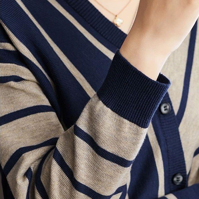 Autumn and Winter New Elegant and Versatile Temperament Women's Clothing Splice Button V-Neck Long Sleeve Stripe Pullover