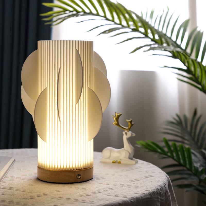 3D Tulip Solid Wood Wireless Charging Table Lamp