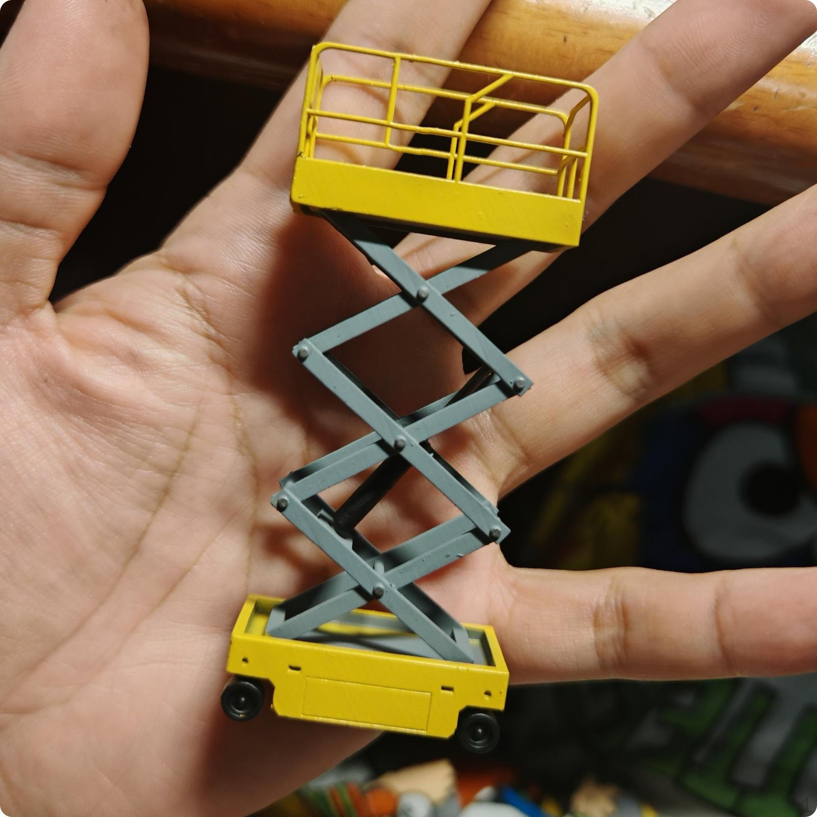Miniature Lift HandFinished Model for Display Yellow Aged Yellow New