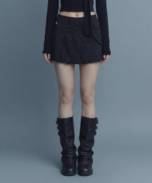 Ineodeijeu Pleated Pocket Cargo Mini Skirt (Black)