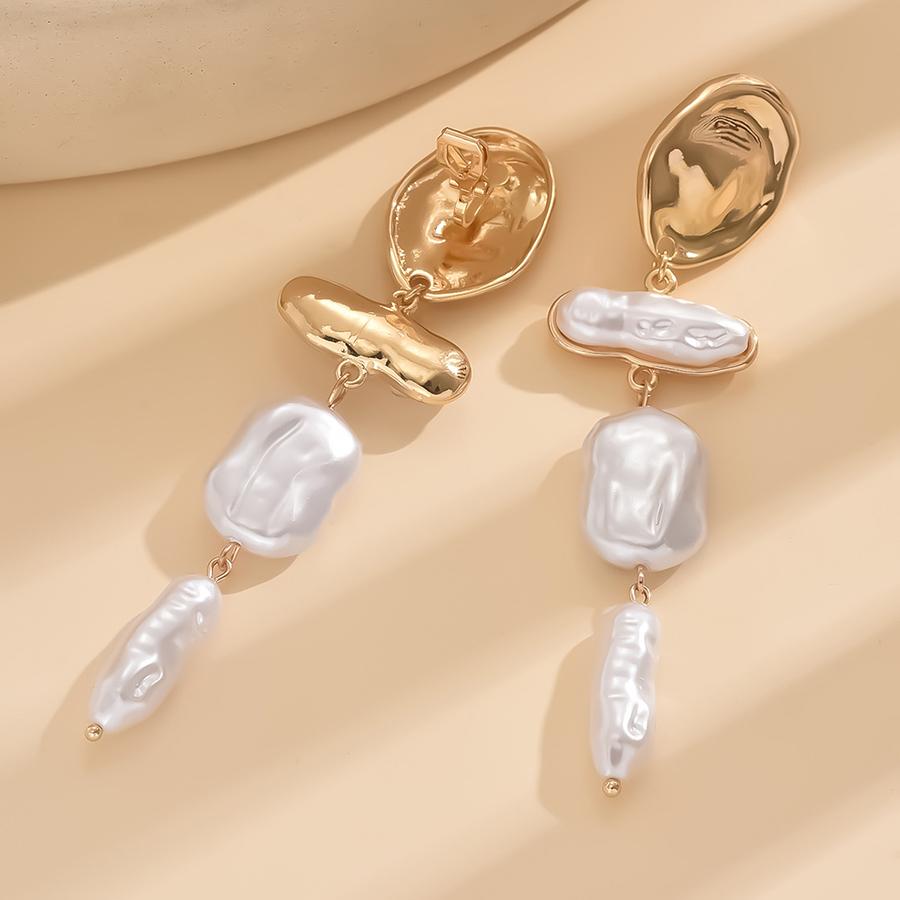 New Arrival Irregular Simulate Baroque Pearl Clip on Earrings for Women Mom Hyperbole Non Pierced Dangle Earrings Jewelry Gifts