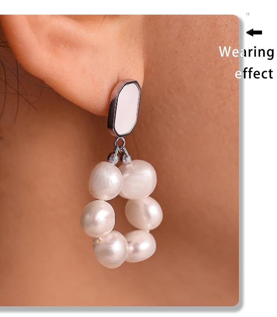 Qiong Yao Freshwater Pearl Shell Stud Earrings for Women - Light Luxury & Sweet Temperament Style