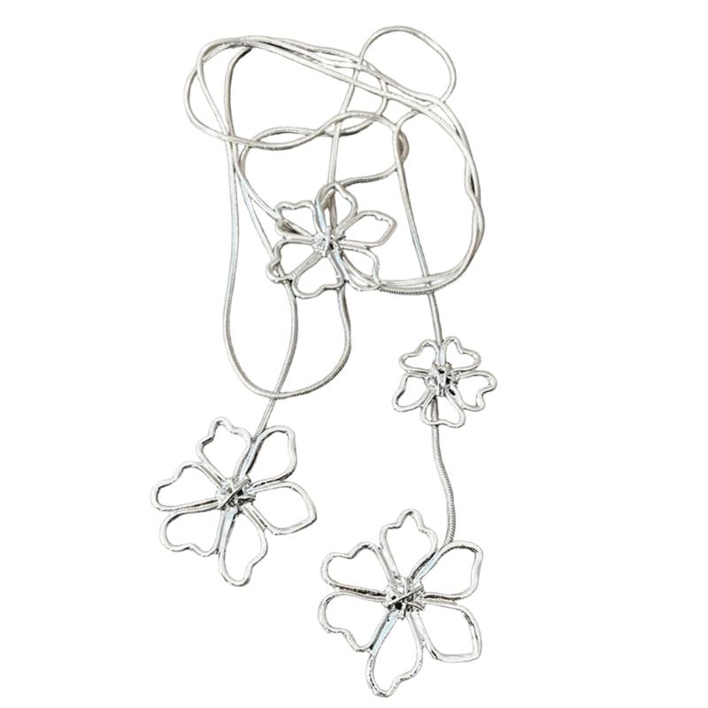 Hollows Long Sweater Necklace Women Elegant Pendant Petal Pattern Necklace for Daily Commute Or Event