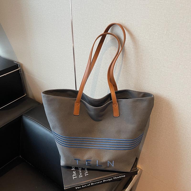 

2025 Large Capacity Canvas Tote for Women - College Student and Commute Bag with Embroidered Design 44cm x 30cm x 15cm