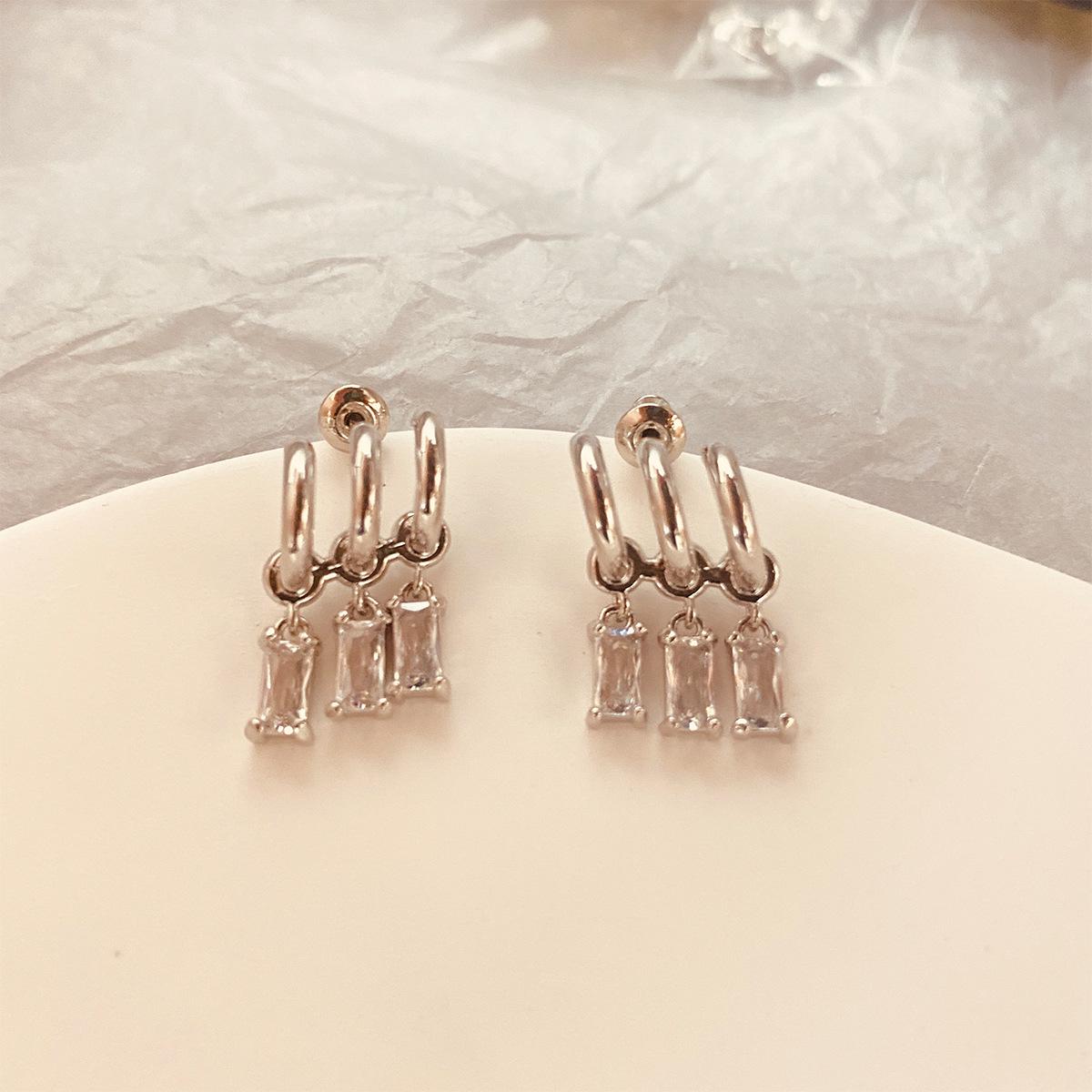 

Trendy Gold-Inlaid Zircon Tassel Earrings - Stylish, Lightweight, Copper-Plated Accessories