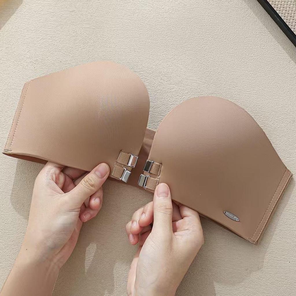 Women's Anti-Slip Push-Up Strapless Bra with Front Buckle and Padded Bandeau for Beautiful Back