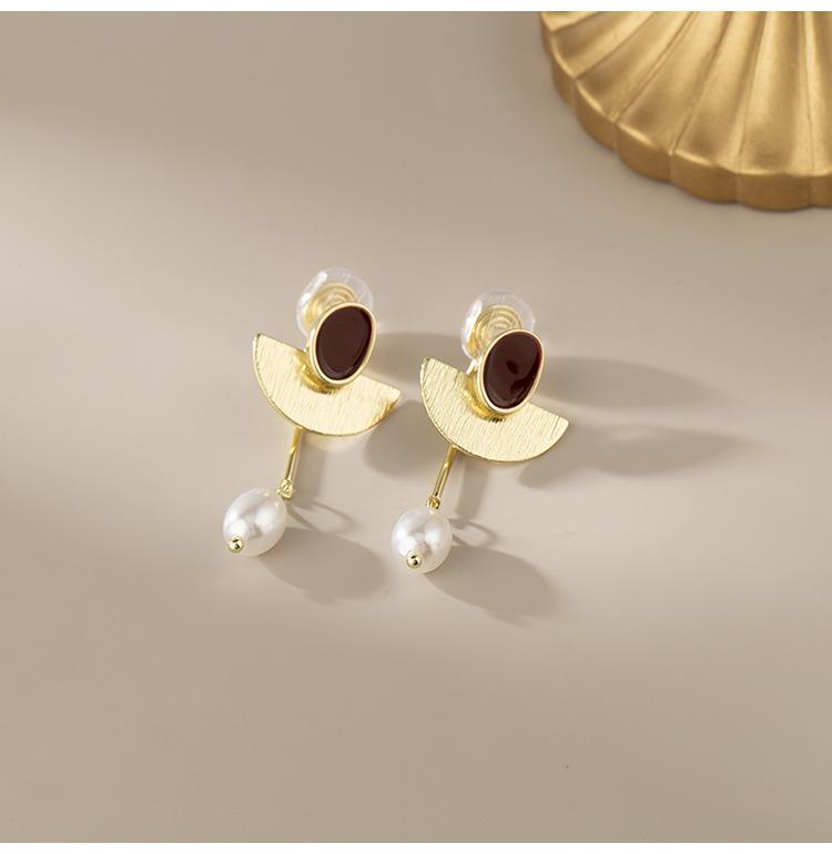 

Винно-красные винтажные металлические геометрические серьги с имитацией жемчуга, длинные модные серьги-клипсы с москитной сеткой без отверстий для ушей