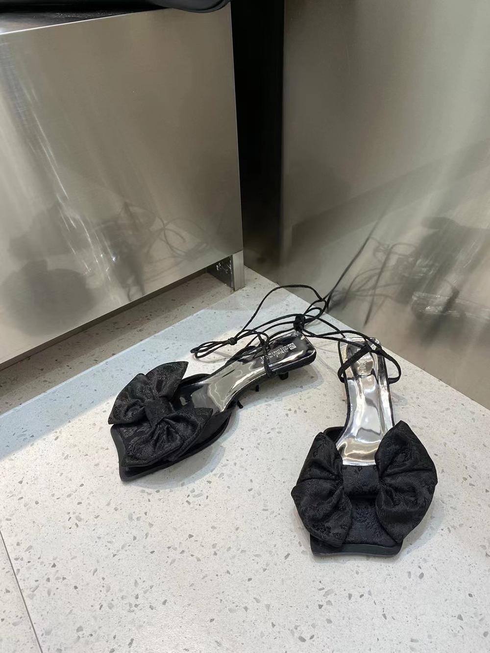 

модні модні жіночі босоніжки з дизайном лука Літні туфлі на тонкому середньому каблуці Чорні леопардові хрестики на шнурівці Сексуальні вечірні човники Жіноче взуття 7.5 чорний