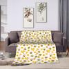 Super Warm Blankets Travel Bee in honeycomb and flowers Throw Blanket  Flannel Bedspread For Couch Chair Pattern Sofa Bed Cover