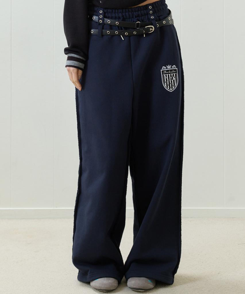 LUVISTRUE El Star Emblem Training Pants(Navy)