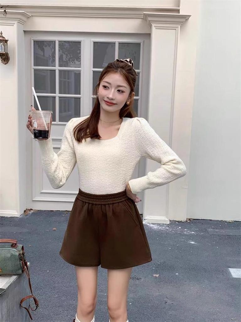 Women's Woolen High-Waisted A-Line Shorts - Autumn/Winter 2024 Collection