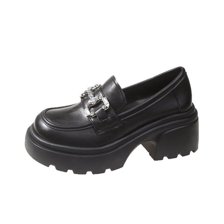 

[Pelanrica] лоферы на толстом каблуке женские 2025 весна британский стиль ремень бриллиант маленькие кожаные туфли высокий каблук маффин толстая подошва 40 матовый черный