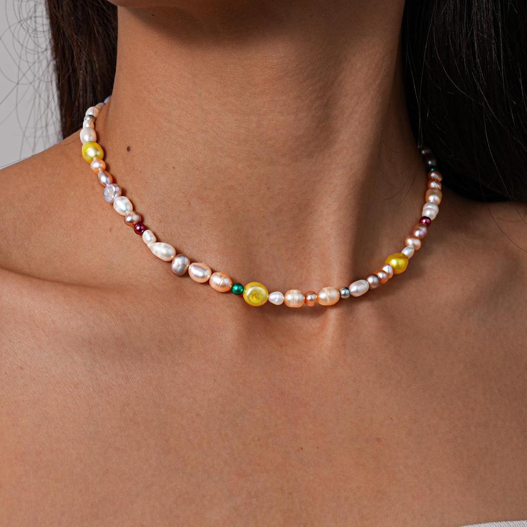 Magnetyczny Choker z Perłami Słodkowodnymi ze Stali Nierdzewnej – Elegancki, Luksusowy Łańcuszek na Dekolt dla Kobiet