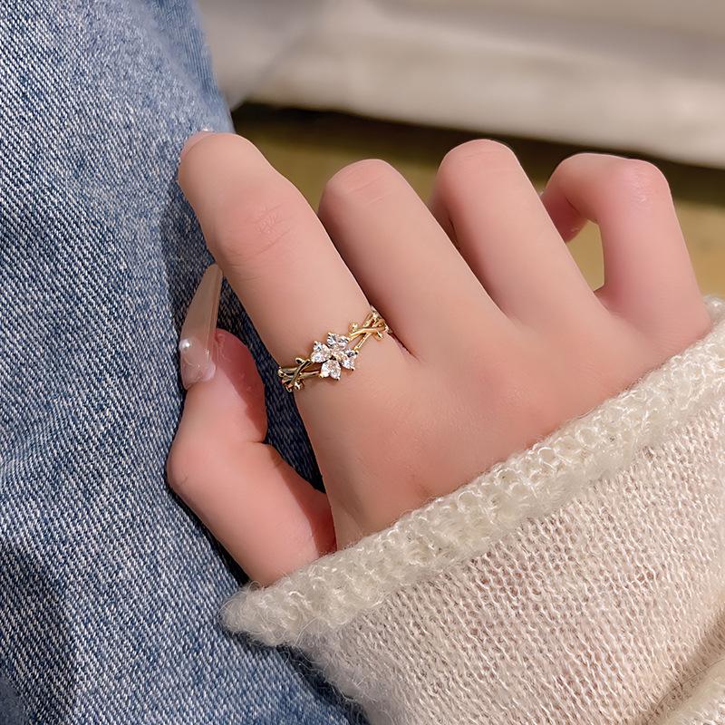 

Элегантное циркониевое регулируемое открытое кольцо для женщин - Шикарное ювелирное изделие для личности