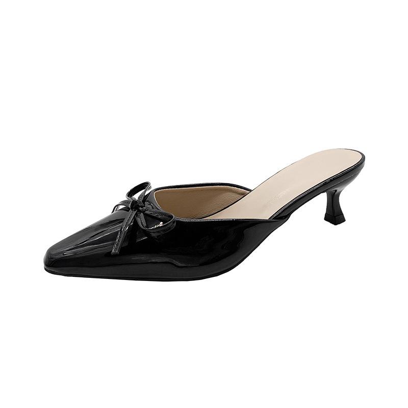 Fashion 2025 Summer Fashion Women Pointed Toe Slipper Nude White Square Low Heels Outsides Ladies Slides Casual Beach Mules Slides Shoes