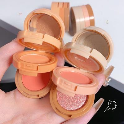 Paletă de machiaj cu trei straturi: Blush, Iluminator & Contur cu Sclipici Fin