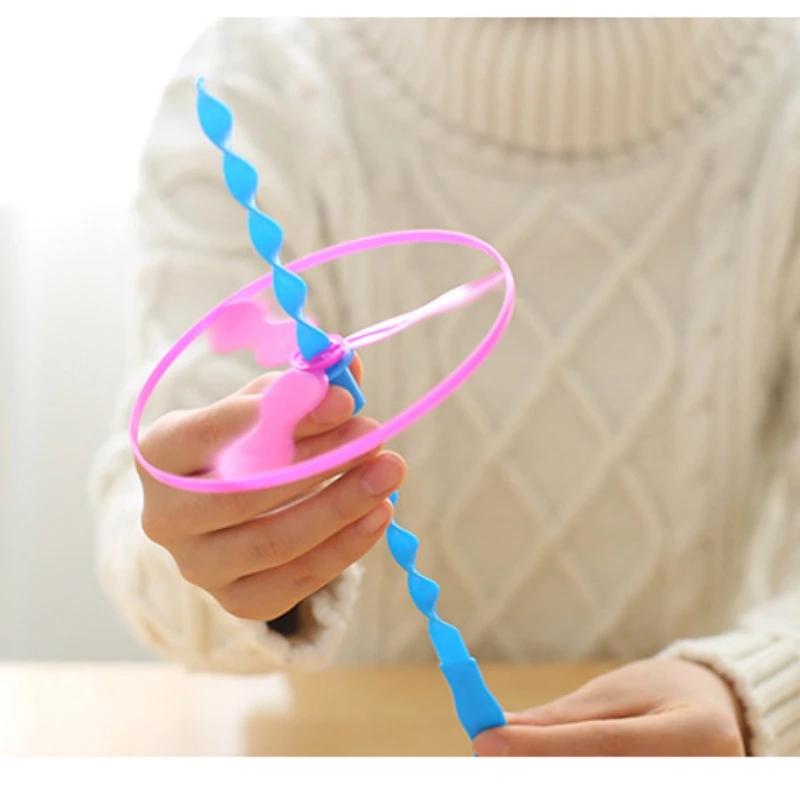 20Set/Bag Colorful Bamboo Dragonfly Plastic Hand Push Flying Toys Kids Birthday Party Favors Guests Treat School Goodie @@