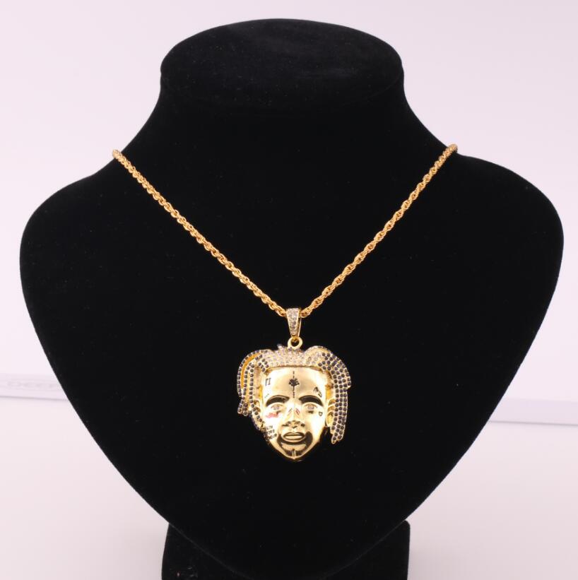 Trendy Hip Hop Men's Face Necklace - Creative & Stylish Jewelry
