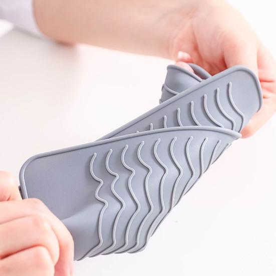 Yousheng Hitzebeständige Isolationsmatte Hitzebeständig Rutschfest Wellenmuster Verbrühschutz Weiches Silikon Glätteisen Lockenstab Hitzeschutzmatte Salongebrauch