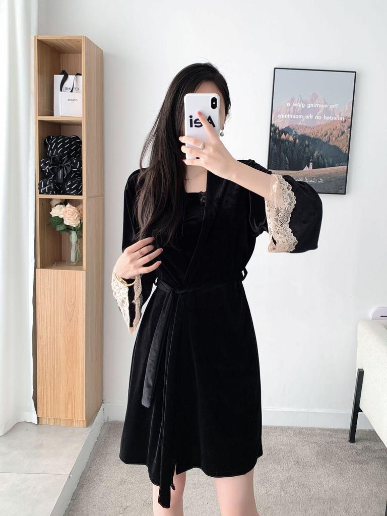 Women's 2025 Gold Velvet Pajama Set: Hollow Out Nightdress with Chest Pads & Camisole In Two-Piece Plus Velvet Style