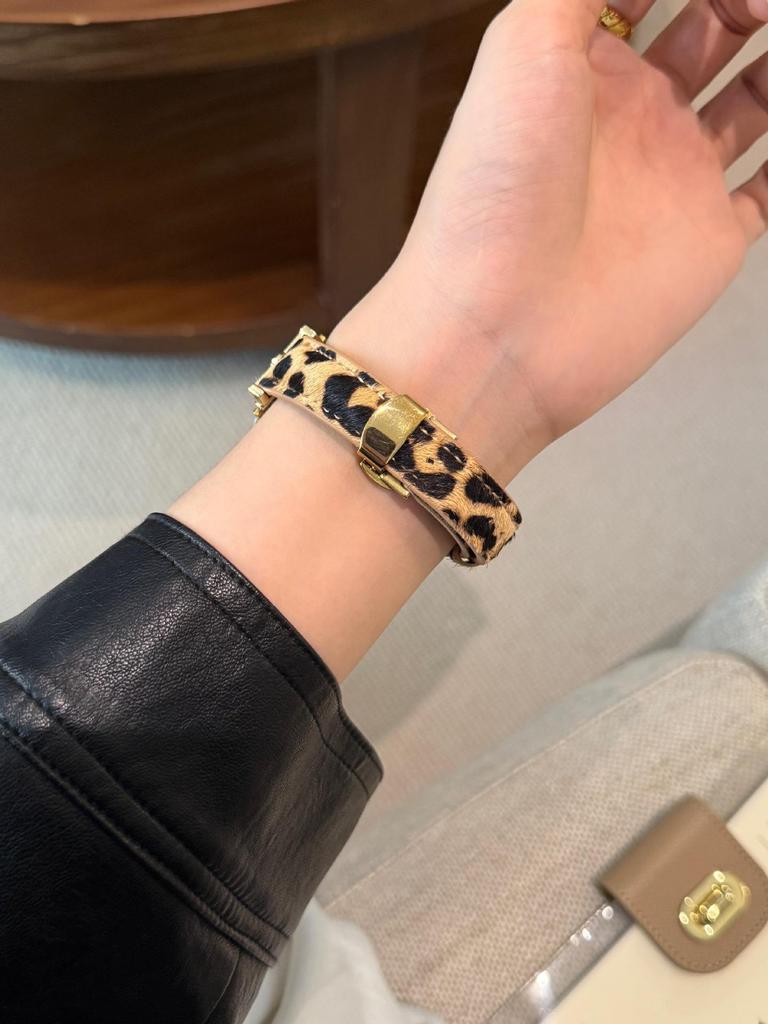 Leopard Suede Butterfly Buckle Watch Band for Apple Watch (S10, 87)