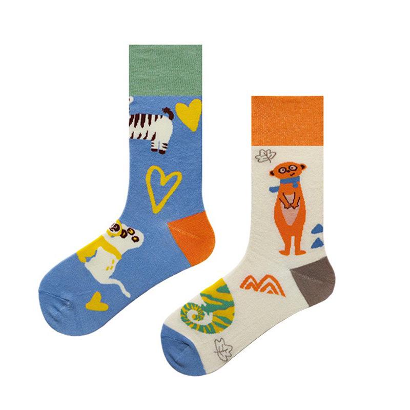 Párové kreslené zvířecí asymetrické bavlněné ponožky - Zábavný a trendy styl