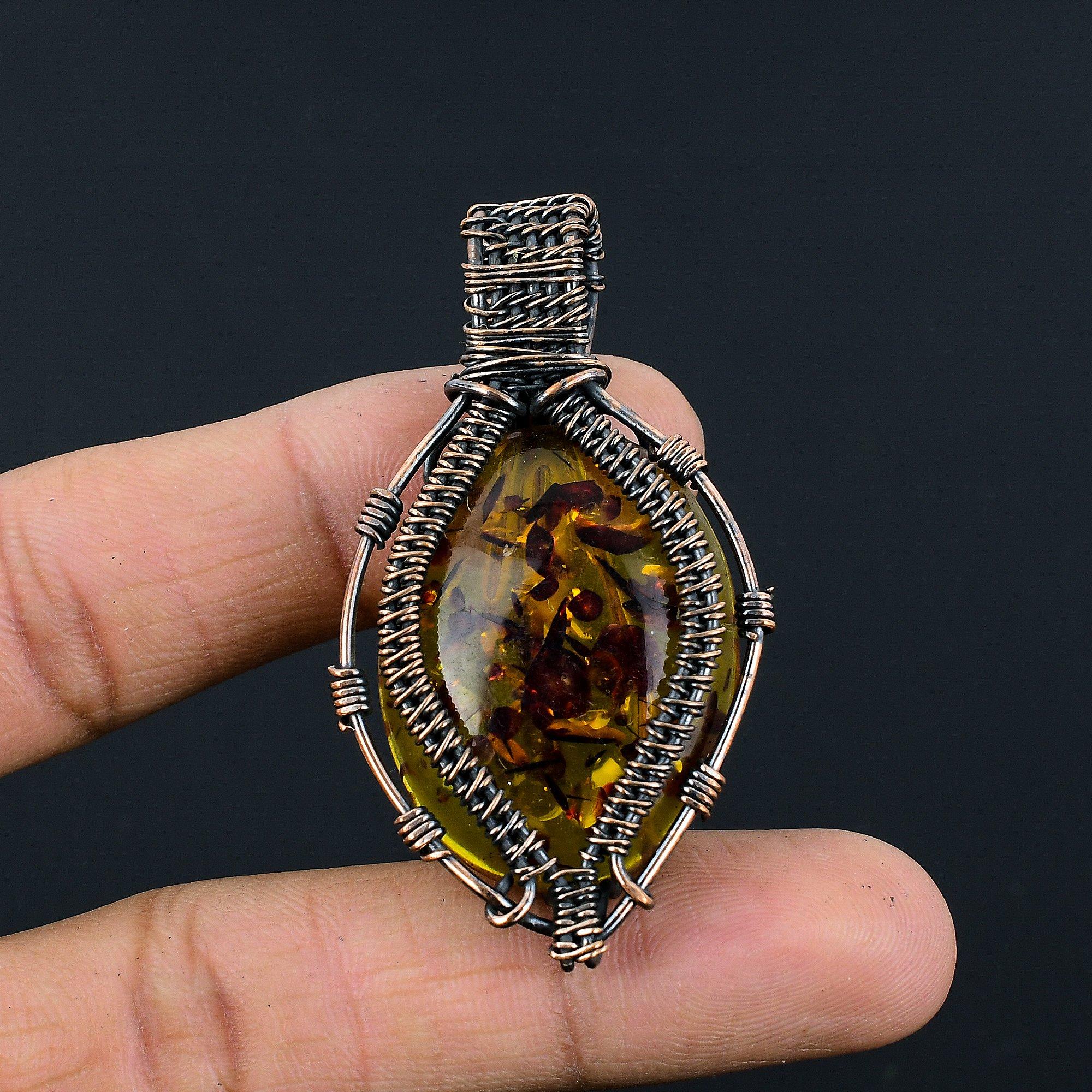 

Кулон из балтийского янтаря, ювелирное изделие из драгоценного камня, обернутое медной проволокой 999 пробы, кулон ручной работы ко Дню матери 2.55 Inches