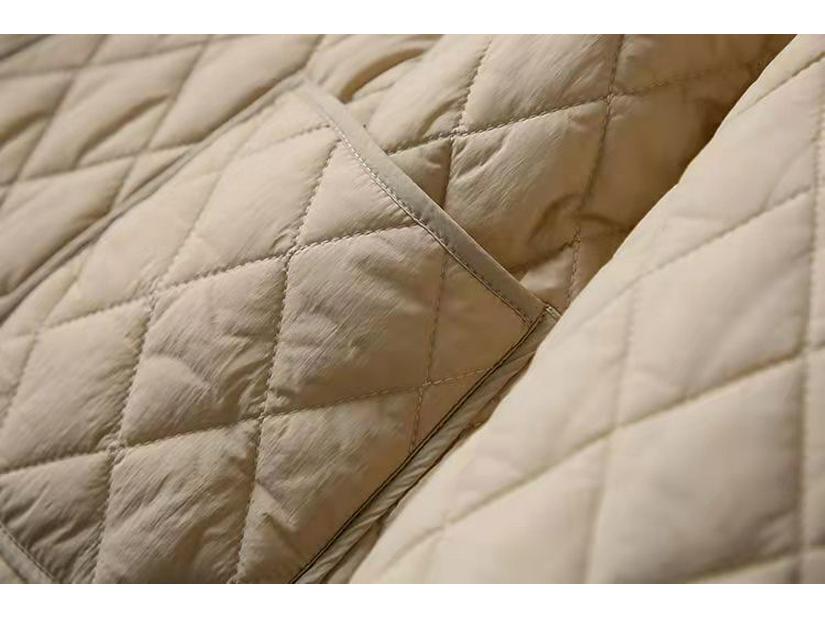 Geacă matlasată ușoară pentru femei 2023: Culoare Solidă, Reducere Vârstă, Mărimi Mari, Palton din Bumbac Matlasat cu Model Diamante pentru Toamnă/Iarnă.