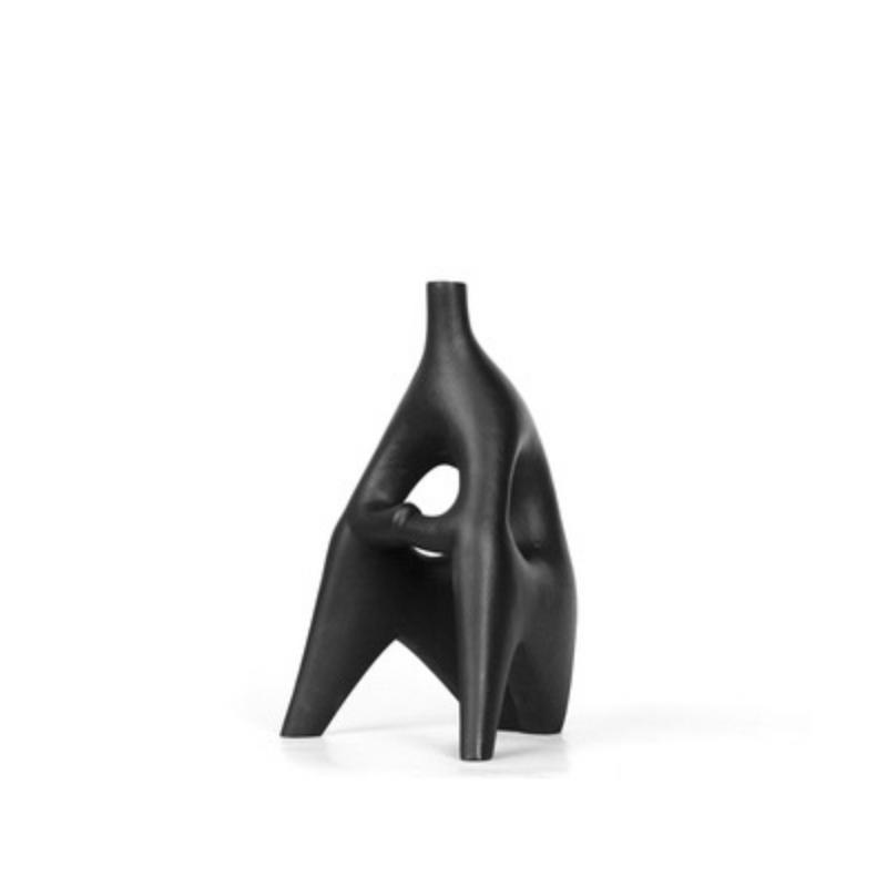 

Современный минималистский скандинавский минималистский геометрический черный абстрактный сидящий портрет украшения модель дом офис продаж мягкие украшения