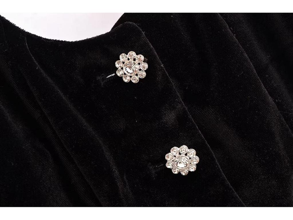 2024 Winter Women's Fashion Velvet Vest with Gem Buttons