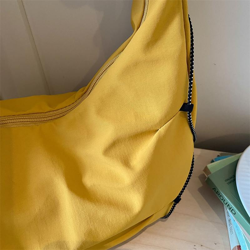 Nylon Shoulder Bag Women's Commuter Crossbody Bag Large Capacity Lightweight Handbag