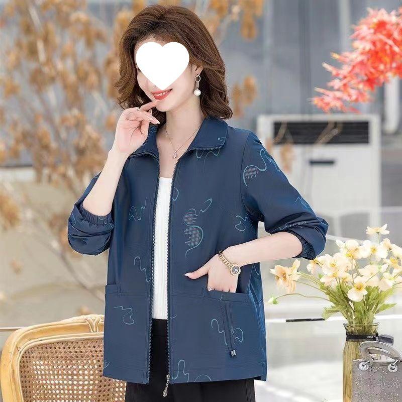 Autumn Stylish Jacket for Middle-Aged & Elderly Women - Short, Thin Windbreaker for Spring & Autumn