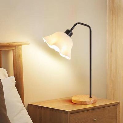 Shengbai Dreamy Flower Table Lamp
