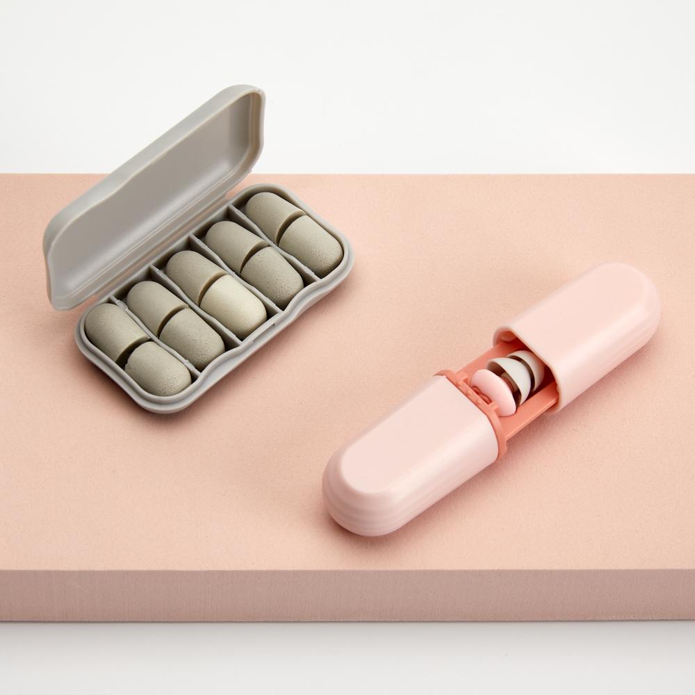 

Slow Rebound Ear Plugs Memory Earplugs Noise Reduction Ear Plug Sleep Anti Noise Travel Portable with 3D Eye Mask Silk Eye Patch розовый