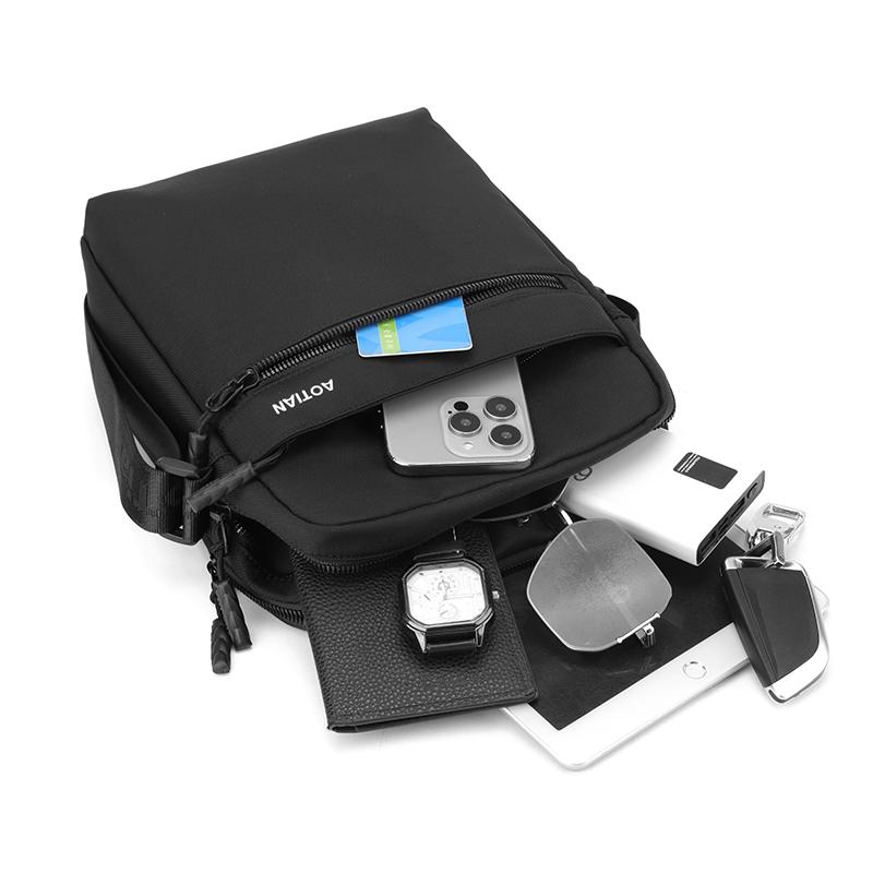 Men's Shoulder Bag Lightweight Multi-Compartment Crossbody Bag