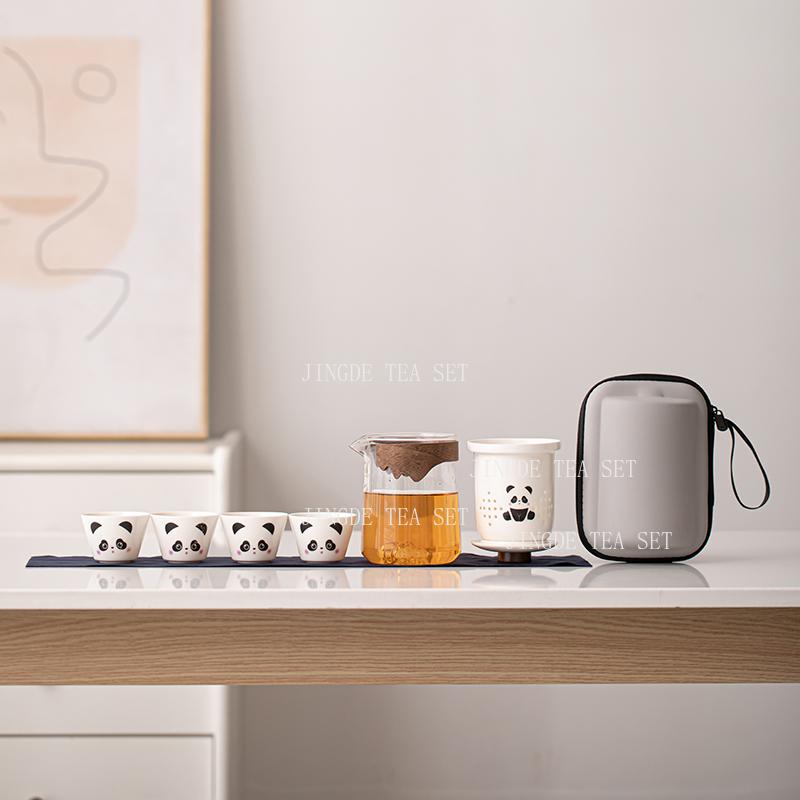 Set Tazze da Tè Portatile Panda in Ceramica Set da Viaggio con 1 Teiera e 4 Tazze da Tè Set per Uso Personale Tazza Kuaike Colorata Sottosmalto per Esterni